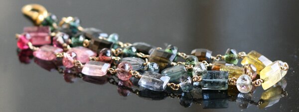 boucher-necklace-closeup-multicolors