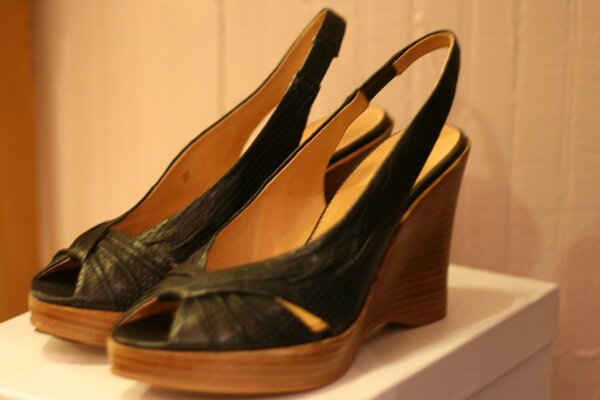 eidolon-open-toe-shoes