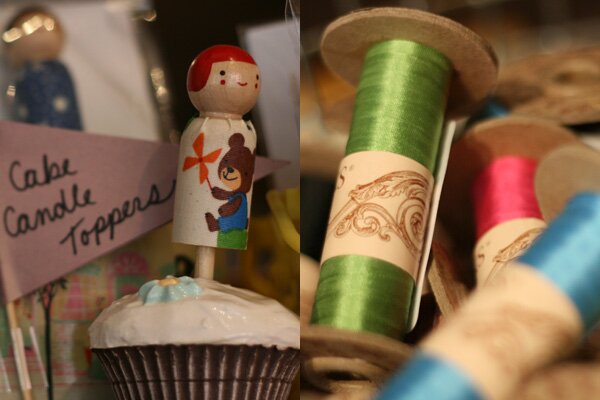 greenwich-letterpress-cake-topper-and-ribbons