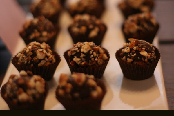 bespoke-chocolates-pretzel-caramels