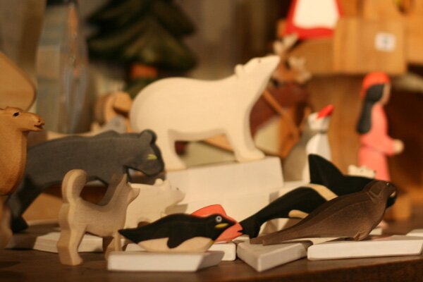 enchanted-wooden-animals