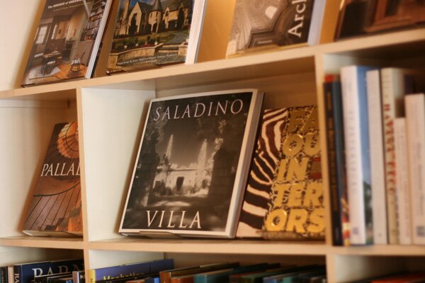 corner-bookstore-books
