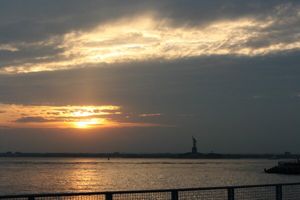 statue-of-liberty-sunset