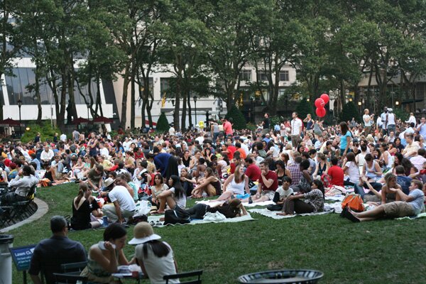 bryant-park-lawn