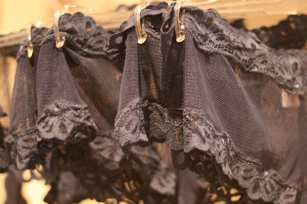 epy-black-knickers